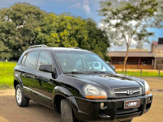 HYUNDAI TUCSON 2.0 MPFI GLS 16V 143CV 2WD GASOLINA 4P AUTOMÁTICO